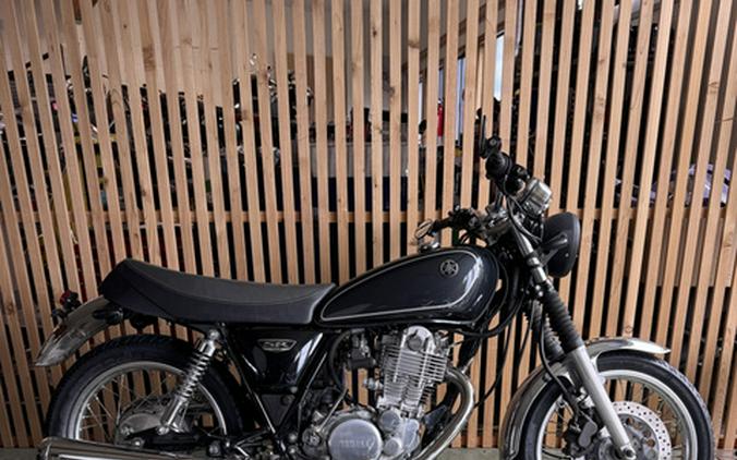 2015 Yamaha SR400
