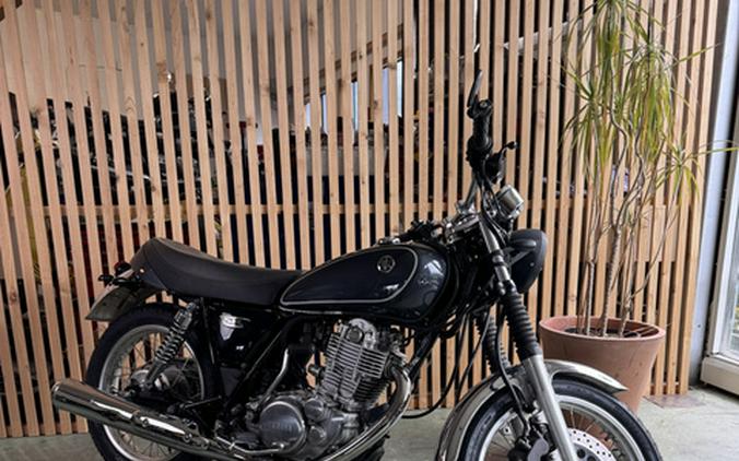 2015 Yamaha SR400