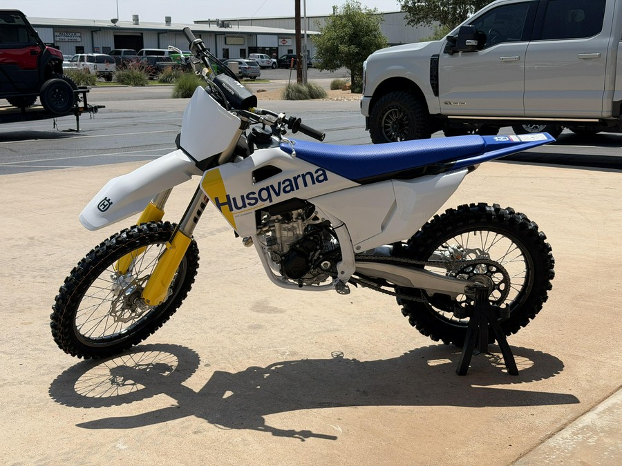 2027 HUSQVARNA FC 250