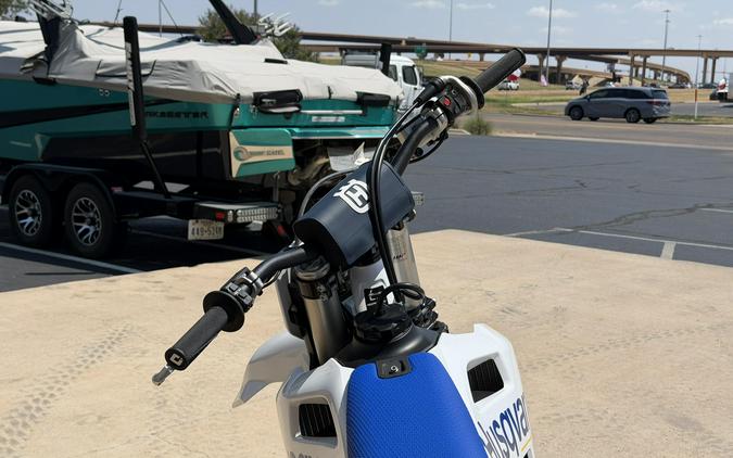 2027 HUSQVARNA FC 250