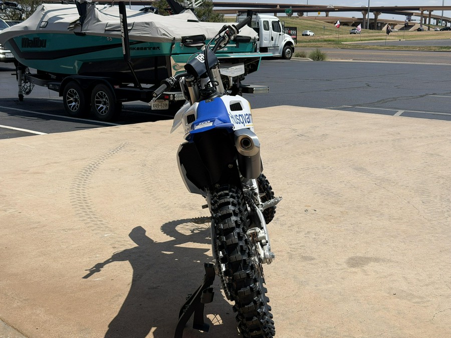 2027 HUSQVARNA FC 250