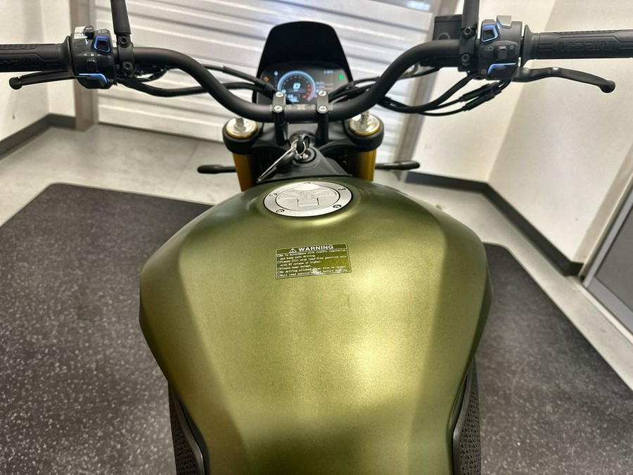 2023 Moto Morini® Seiemmezzo SCR