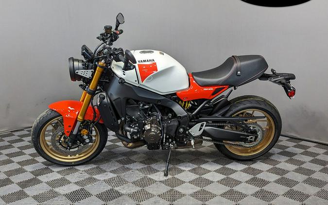 2024 Yamaha XSR900 900 HERITAGE WHITE