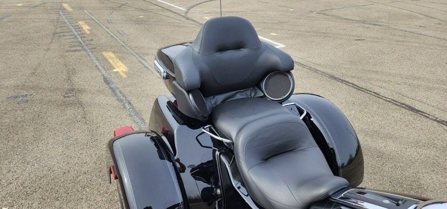 2024 Harley-Davidson® Tri Glide® Ultra FLHTCUTG