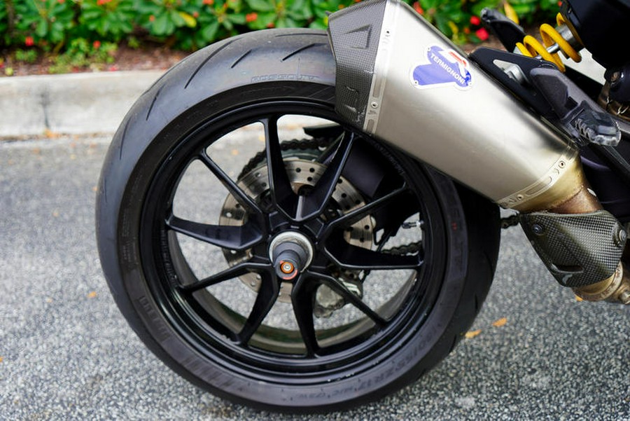 2013 Ducati HyperMotard 821