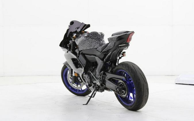 2025 Yamaha YZF R7