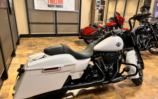 2024 Harley-Davidson Road King Special