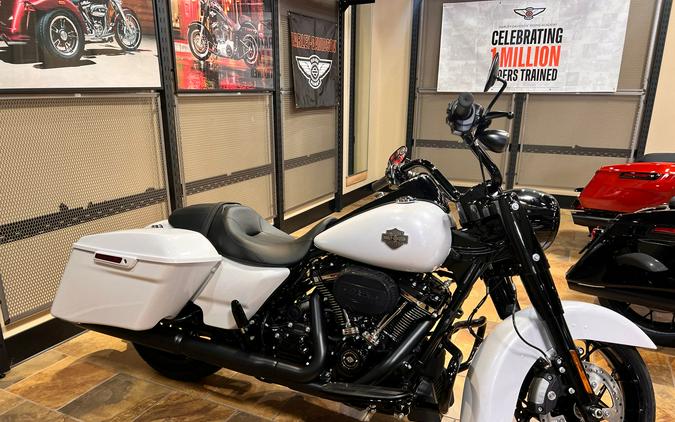 2024 Harley-Davidson Road King Special