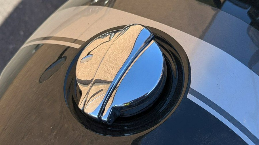 2024 Royal Enfield Continental GT 650 British Racing Green