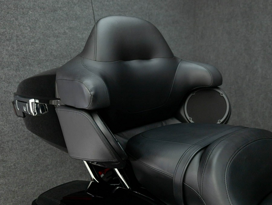 2018 HARLEY DAVIDSON FLHTCU ELECTRA GLIDE ULTRA CLASSIC W/ABS