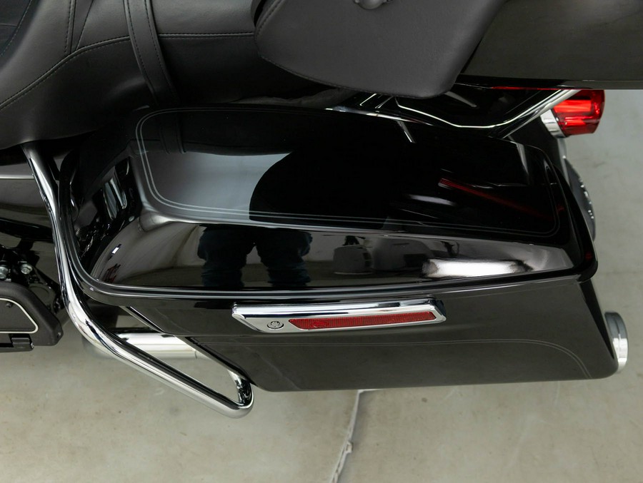 2018 HARLEY DAVIDSON FLHTCU ELECTRA GLIDE ULTRA CLASSIC W/ABS