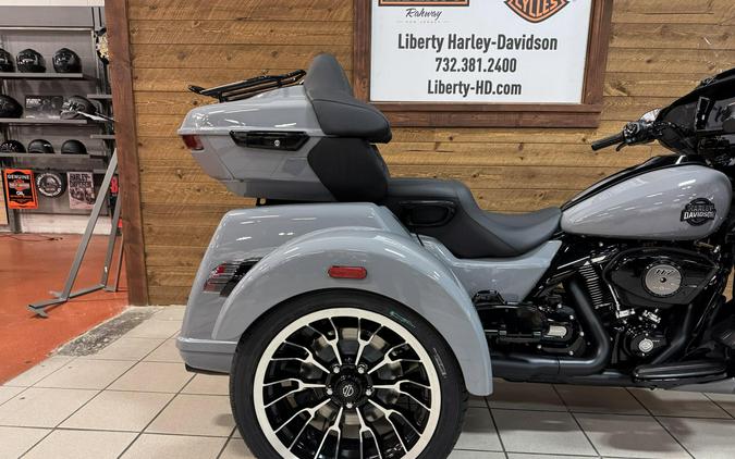 2026 Harley-Davidson® Street Glide 3 Limited Dark Billiard Gray Black Trim FLHLT