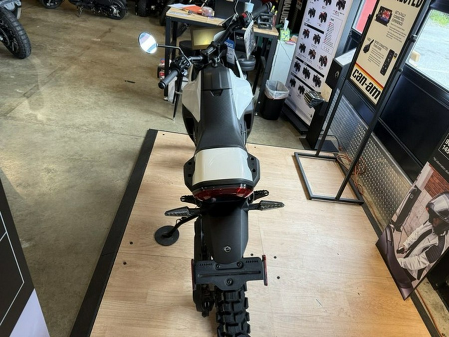 2025 Can-Am Origin White