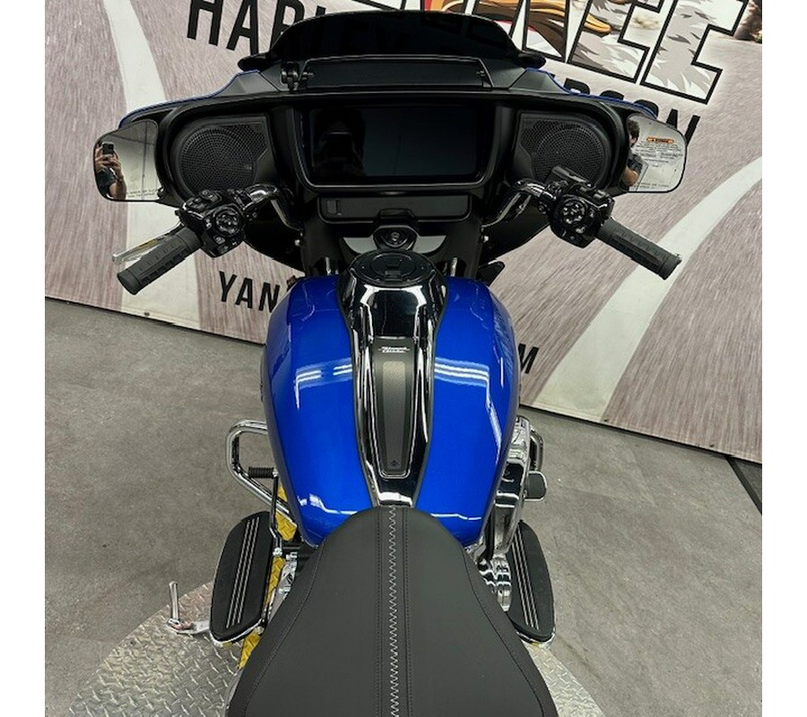 2025 FLHX Street Glide™