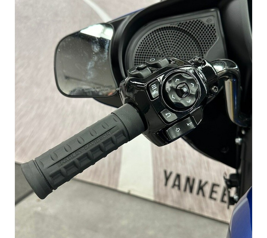 2025 FLHX Street Glide™