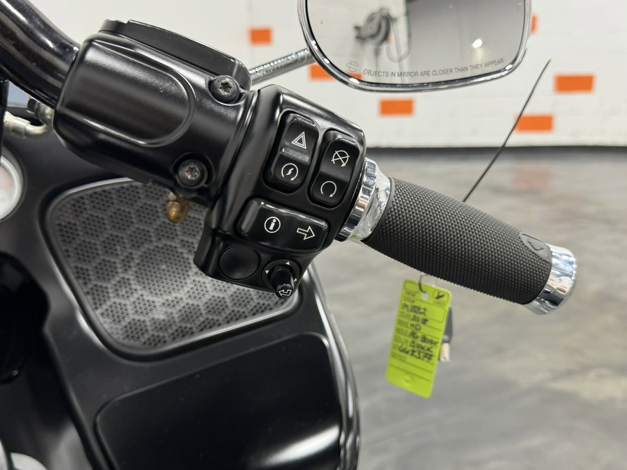 2018 HARLEY DAVIDSON ROAD GLIDE