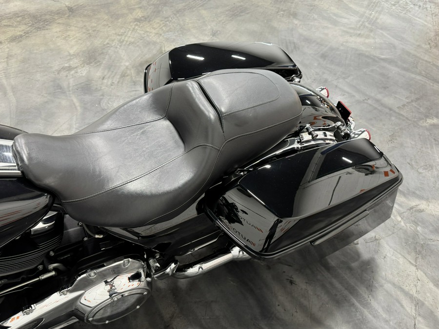 2018 HARLEY DAVIDSON ROAD GLIDE