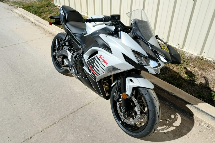 2026 KAWASAKI NINJA 650 ABS
