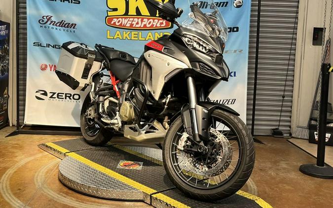 2023 Ducati Multistrada V4 Rally Brushed Aluminum & Matte Black