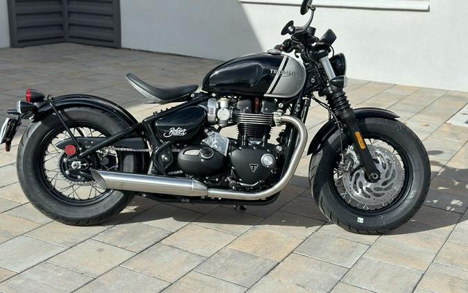 2024 Triumph Bonneville Bobber Jet Black/Ash Gray