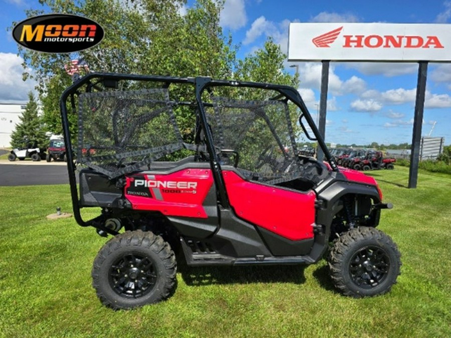 2024 Honda Pioneer 1000-5 Deluxe DELUXE AVENGER RED