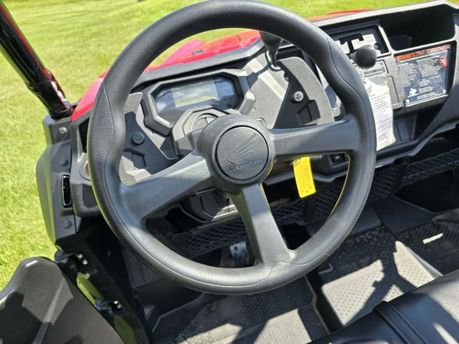 2024 Honda Pioneer 1000-5 Deluxe DELUXE AVENGER RED