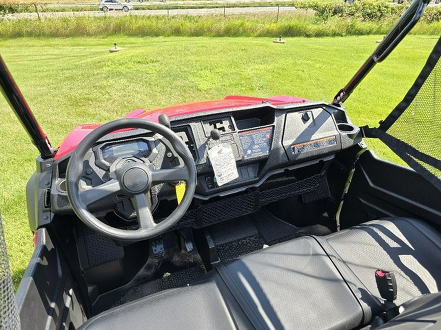 2024 Honda Pioneer 1000-5 Deluxe DELUXE AVENGER RED