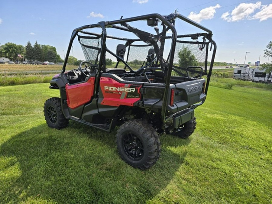 2024 Honda Pioneer 1000-5 Deluxe DELUXE AVENGER RED