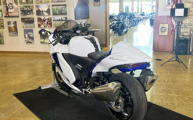 2023 Suzuki GSX1300RRQM3