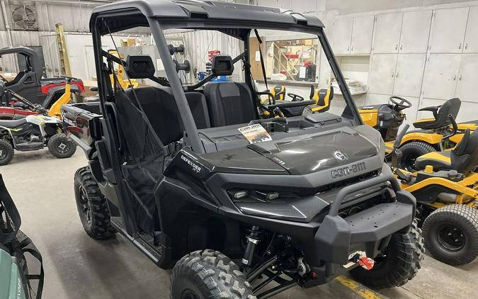 2026 Can-Am DEFENDER XT 65 HD11 - STEALTH BLACK