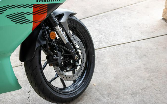 2026 YAMAHA YZFR3 ABS