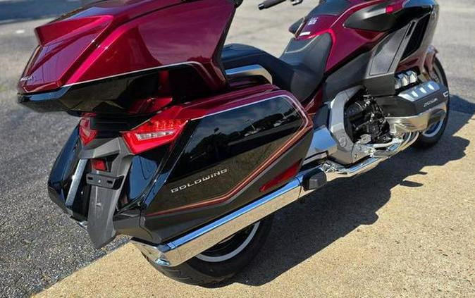 2018 Honda® Gold Wing Tour Airbag Automatic DCT