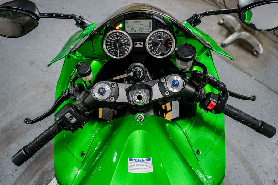 2013 Kawasaki Ninja® ZX™-14R