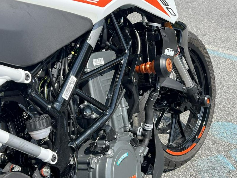 2022 KTM 390 Duke