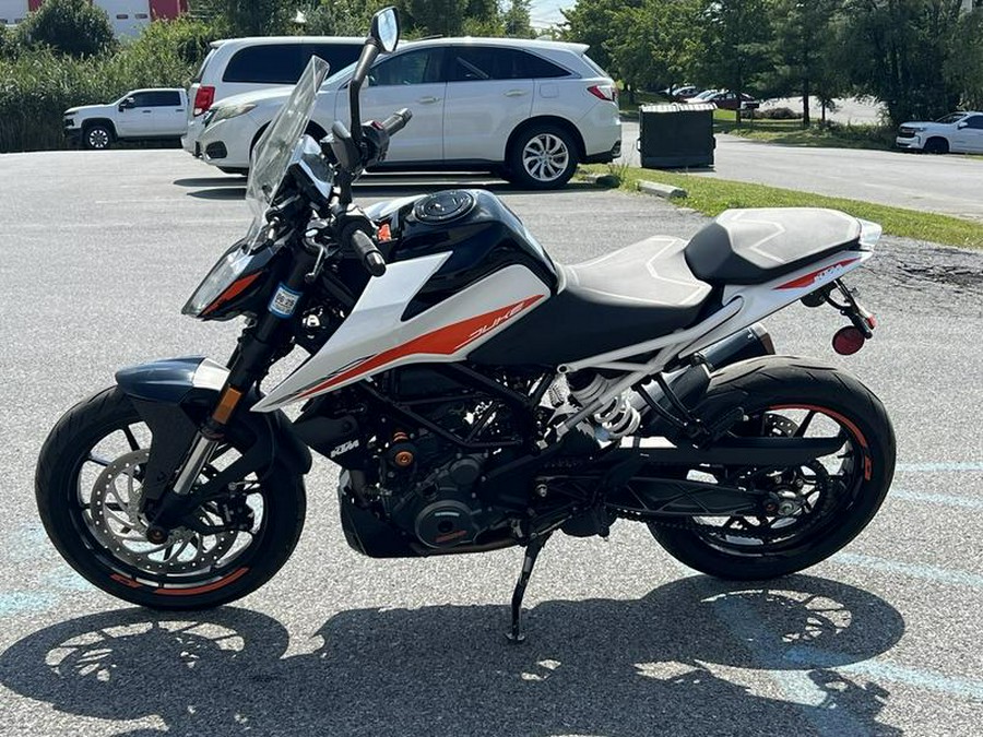 2022 KTM 390 Duke