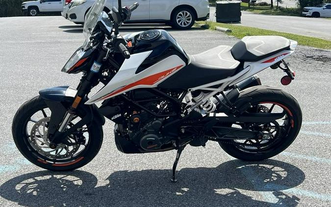 2022 KTM 390 Duke