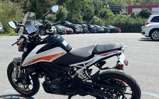 2022 KTM 390 Duke