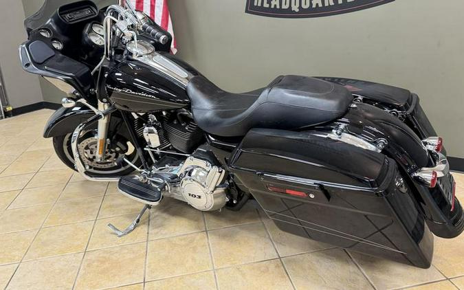 2013 Harley-Davidson® FLTRX - Road Glide® Custom