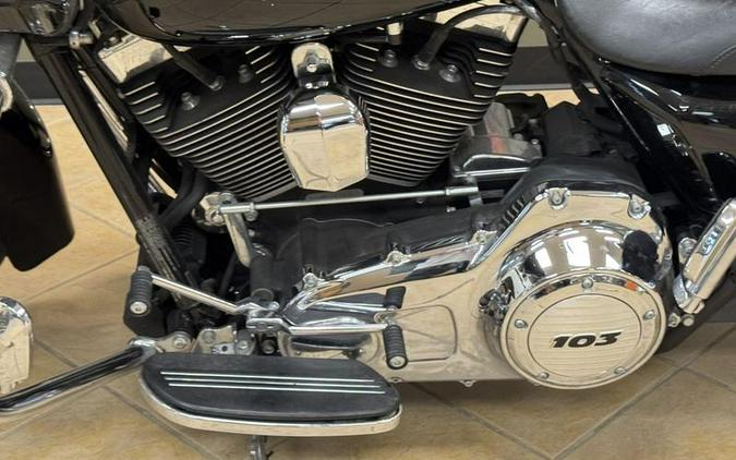 2013 Harley-Davidson® FLTRX - Road Glide® Custom