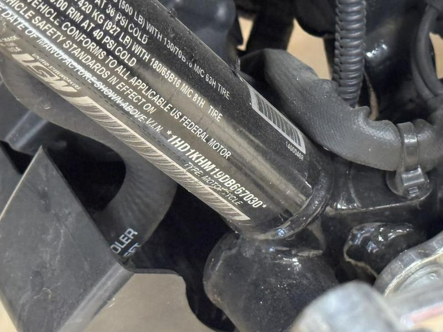 2013 Harley-Davidson® FLTRX - Road Glide® Custom