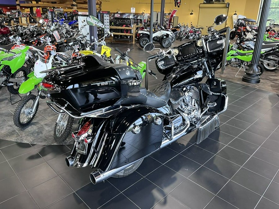 2018 Indian Motorcycle® Roadmaster® ABS Thunder Black