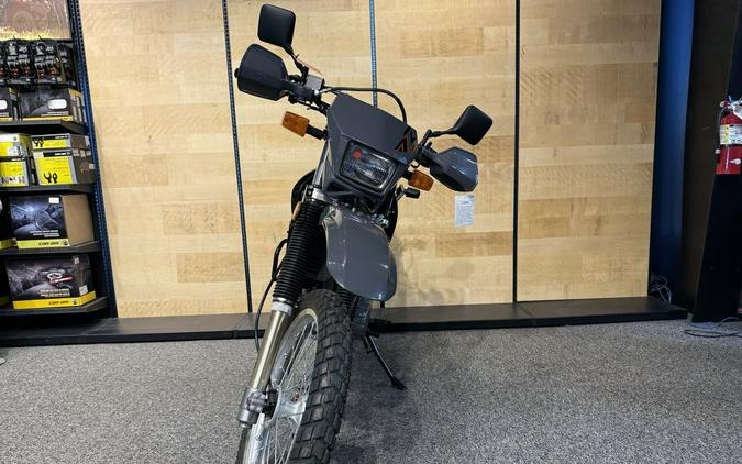 2025 Suzuki DR 650S