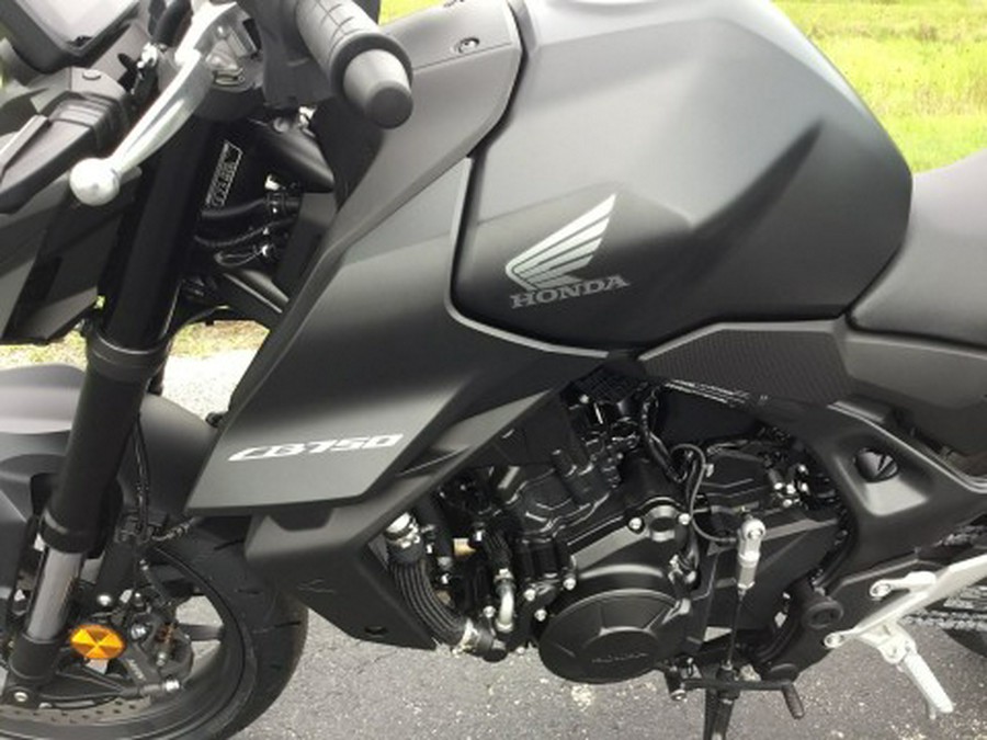 2025 Honda CB750 Hornet