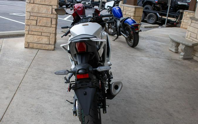 2026 YAMAHA YZFR3 ABS 70TH ANNIVERSARY EDITION