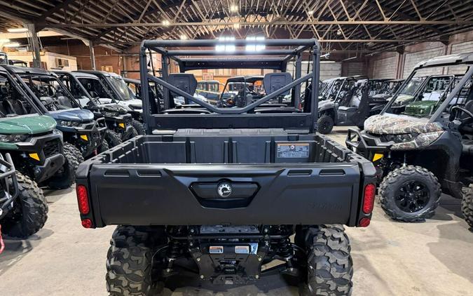 2025 Can-Am Defender MAX HD7