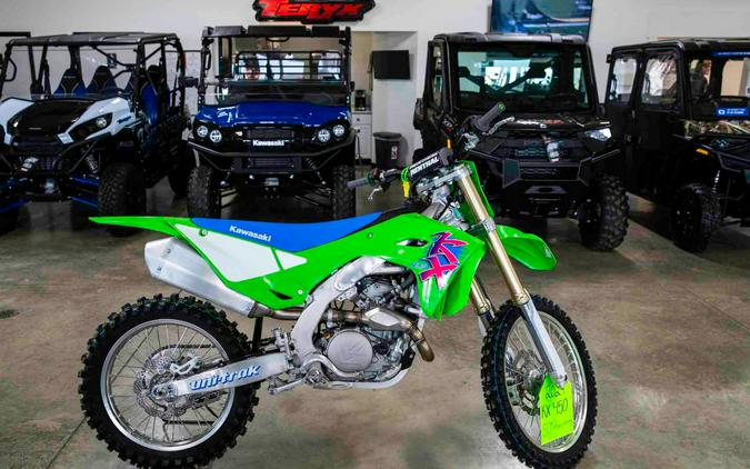 2024 Kawasaki KX450 First Look [9 Fast Facts, Specs, Photos]