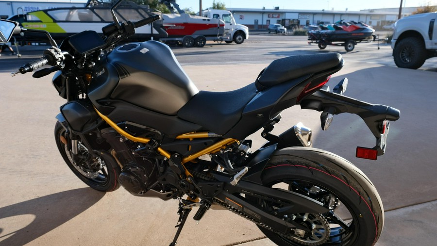 2026 KAWASAKI Z900 ABS