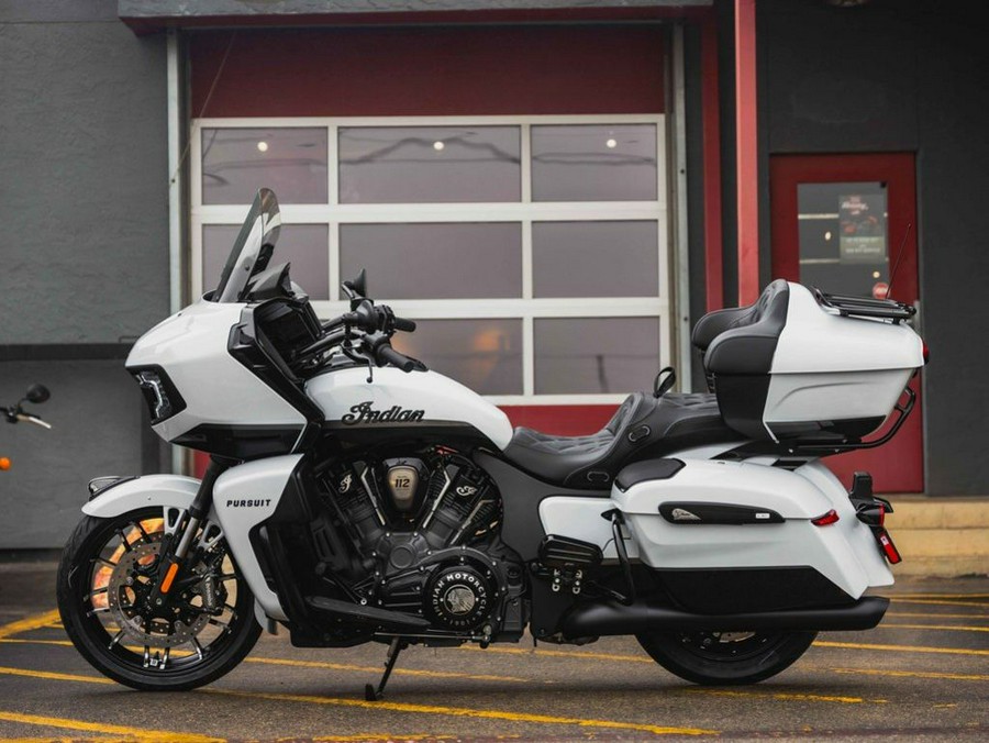 2026 Indian Motorcycle® Pursuit 112 Dark Horse® with PowerBand Audio Package