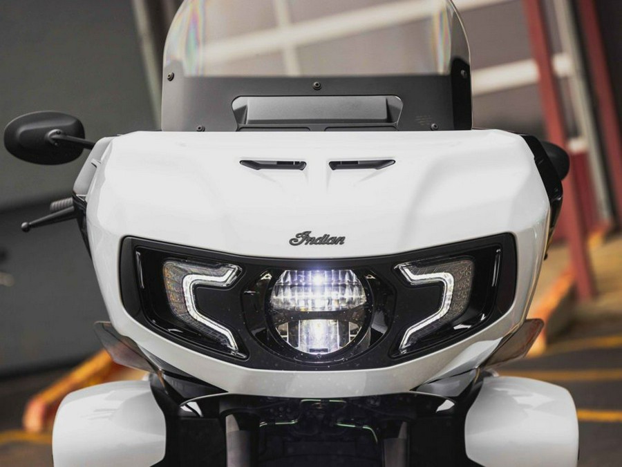 2026 Indian Motorcycle® Pursuit 112 Dark Horse® with PowerBand Audio Package