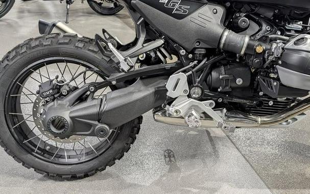 2026 BMW R 12 G/S Night Black Matte